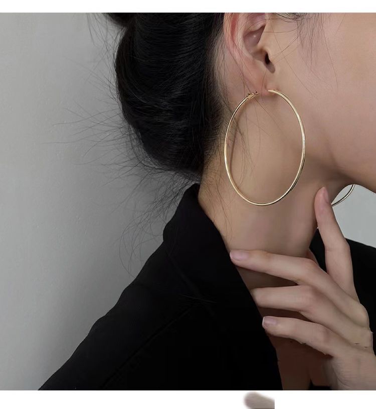 Fashion Gold Large Circle 18k Gold Women's Stainless Steel Clip Earrings Wholesale | EaseWholesale
