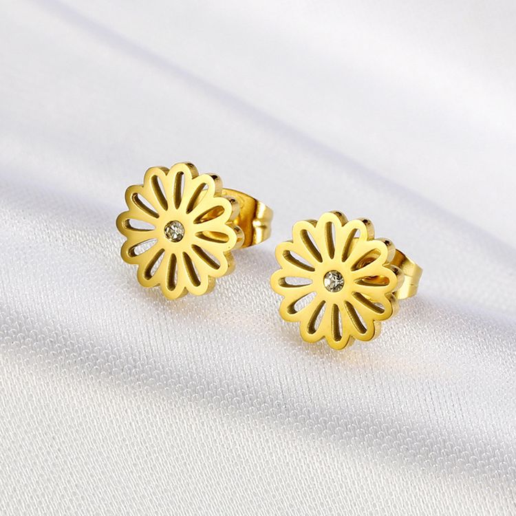 Snowflake Titanium Zirconia 18k Gold Plated Stud Earrings | EaseWholesale 0 Snowflake Titanium Zirconia 18k Gold Plated Stud Earrings | EaseWholesale 0