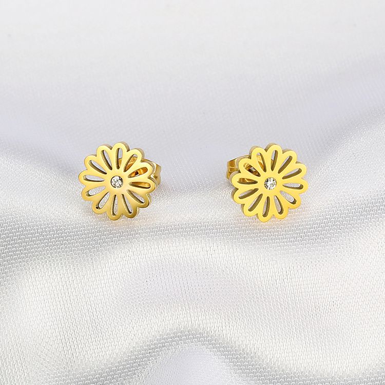 Snowflake Titanium Zirconia 18k Gold Plated Stud Earrings | EaseWholesale 2 Snowflake Titanium Zirconia 18k Gold Plated Stud Earrings | EaseWholesale 2