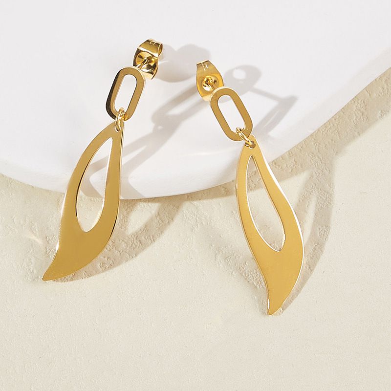 Fashion Leaf Ladies Earrings Titanium Steel Plated 18k Gold | EaseWholesale 2