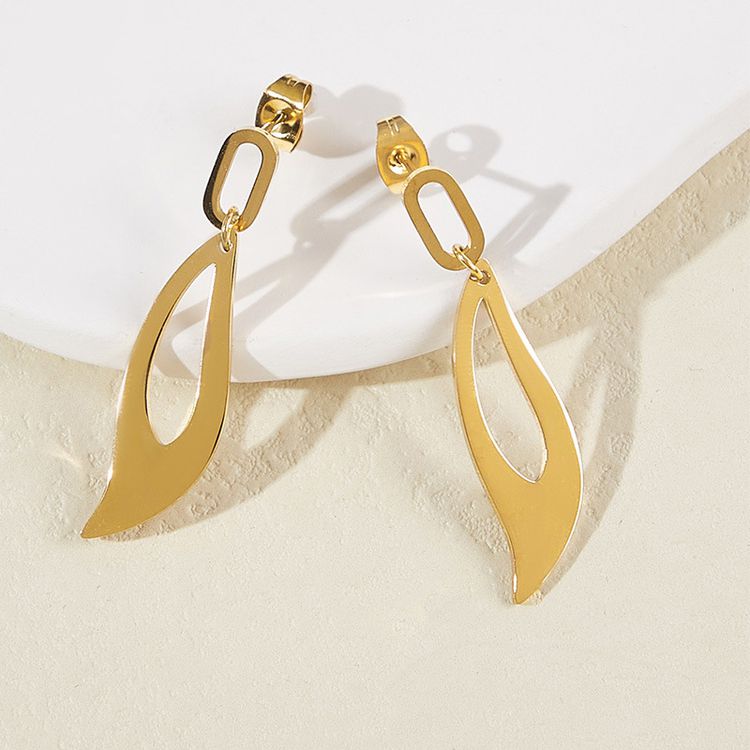 Fashion Leaf Ladies Earrings Titanium Steel Plated 18k Gold | EaseWholesale 2