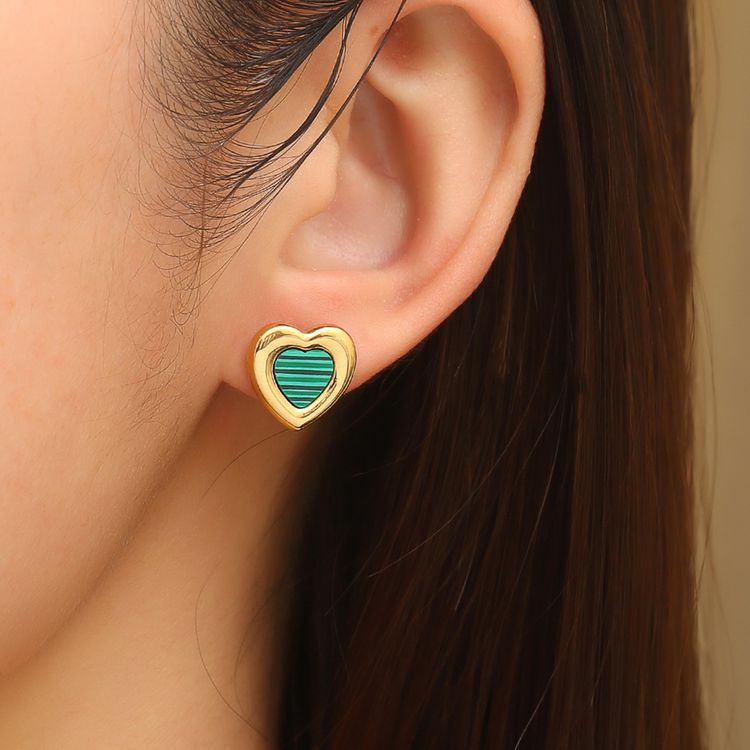 Women's titanium steel green malachite love heart earrings heart pattern | EaseWholesale 1 Women's titanium steel green malachite love heart earrings heart pattern | EaseWholesale 1