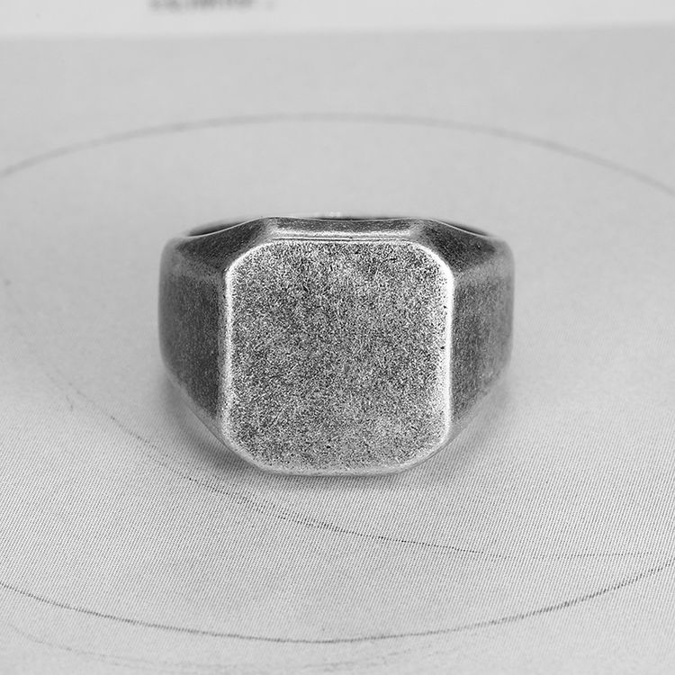 Retro Nostalgic Glossy Titanium Stainless Steel Men's Ring | EaseWholesale