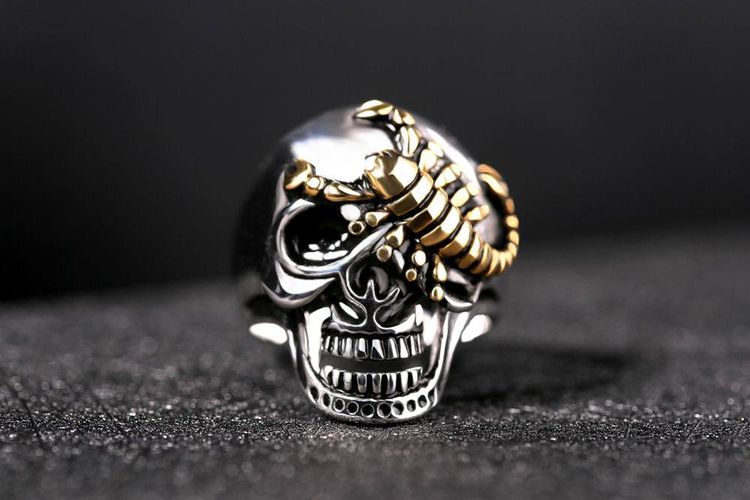 Punk Retro Bully Gold Scorpion Skull Wholesale  Titanium Steel Men's Ring | EaseWholesale 1 Punk Retro Bully Gold Scorpion Skull Wholesale  Titanium Steel Men's Ring | EaseWholesale 1