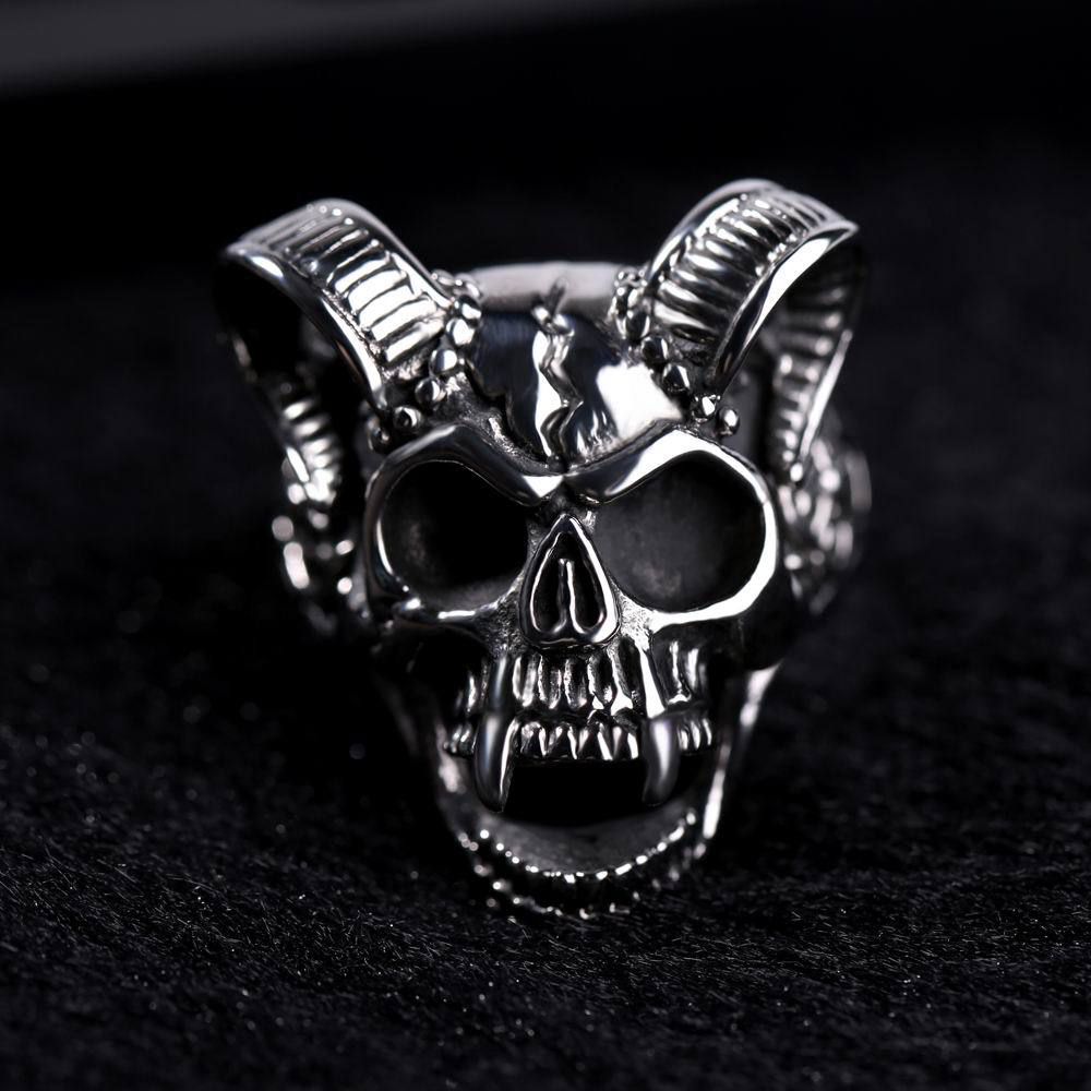 Retro Hip Hop Ram's Horn Titanium Bully Skull Men's Rings | EaseWholesale 2 Retro Hip Hop Ram's Horn Titanium Bully Skull Men's Rings | EaseWholesale 2