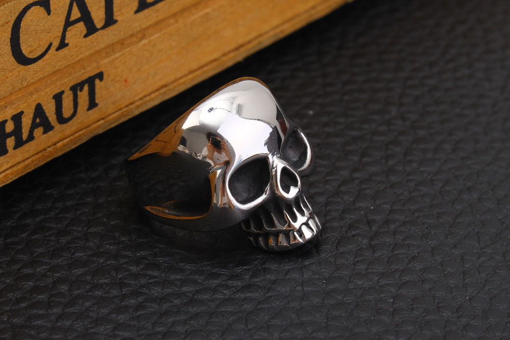 Wholesale Vintage Skull Men's Bully Titanium Ring | EaseWholesale 2 Wholesale Vintage Skull Men's Bully Titanium Ring | EaseWholesale 2