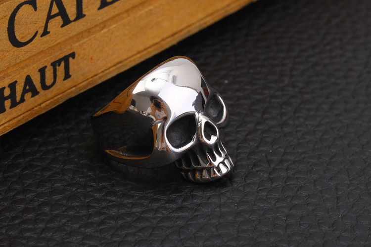 Wholesale Vintage Skull Men's Bully Titanium Ring | EaseWholesale 2 Wholesale Vintage Skull Men's Bully Titanium Ring | EaseWholesale 2