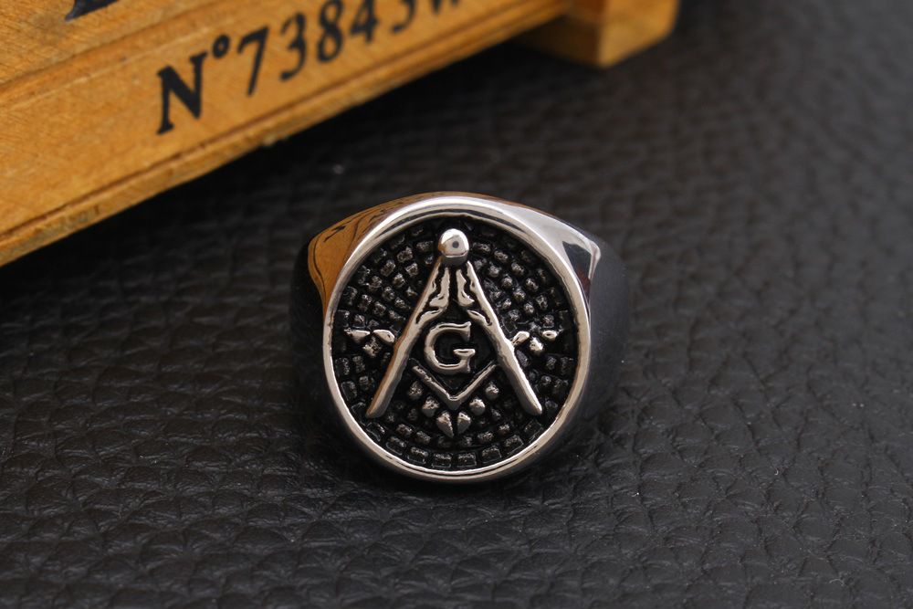 Wholesale Vintage Punk Titanium Men's Ring | EaseWholesale 1
