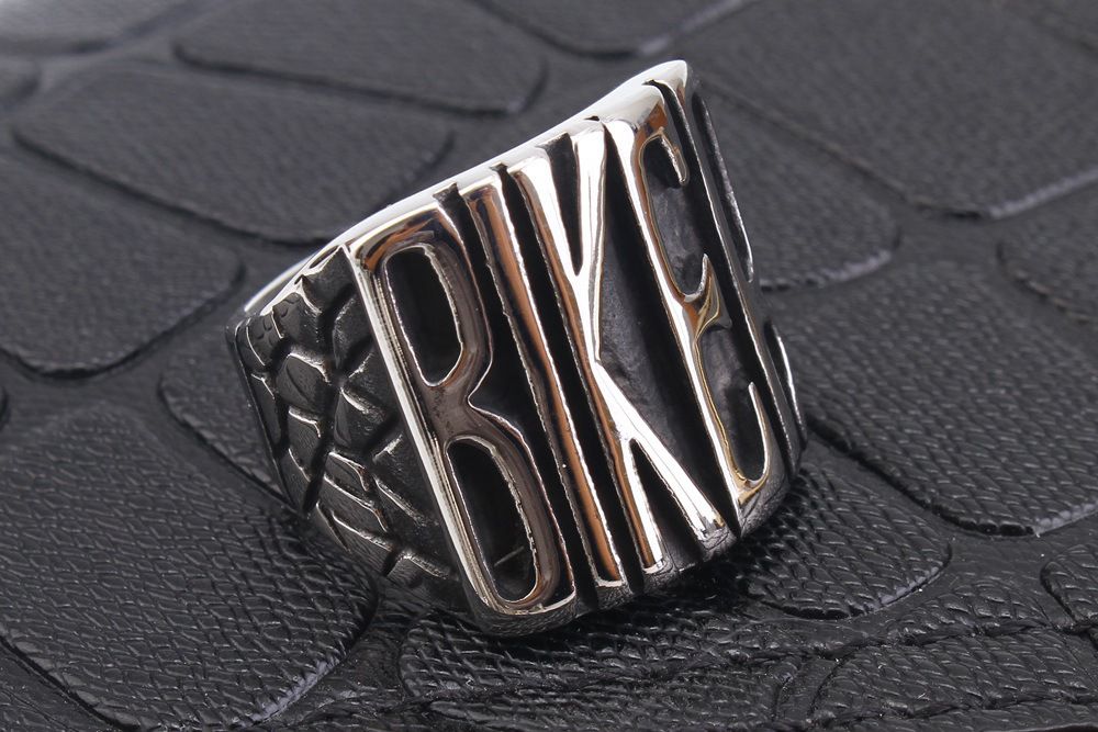 Stainless steel men's fashion ring creative casting ring wholesale | EaseWholesale 1