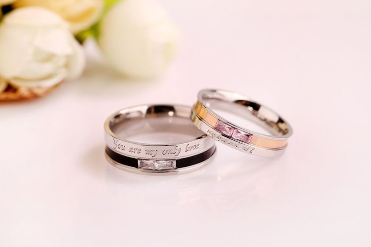 Wholesale Korean fashion temperament titanium Stainless steel couple ring with diamond personalized hipster jewelry | EaseWholesale 2 Wholesale Korean fashion temperament titanium Stainless steel couple ring with diamond personalized hipster jewelry | EaseWholesale 2