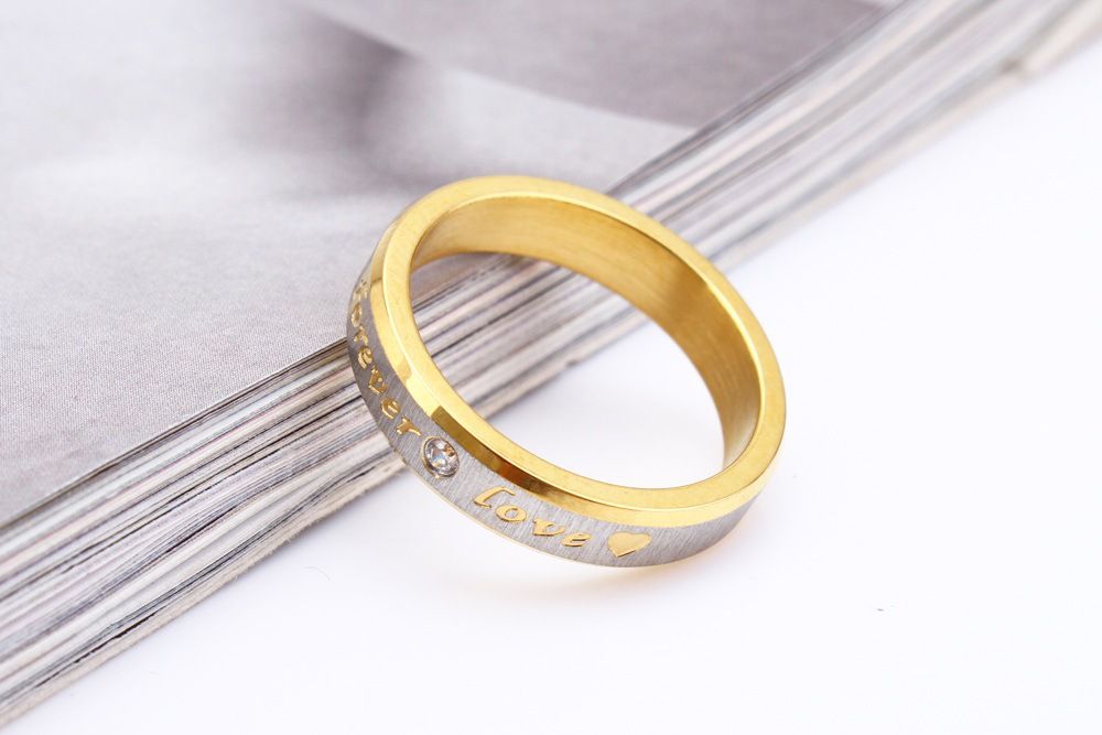 Factory Jewelry Wholesale Fashion Romantic Couple Ring Titanium Ring Stainless Steel Accessories | EaseWholesale 2 Factory Jewelry Wholesale Fashion Romantic Couple Ring Titanium Ring Stainless Steel Accessories | EaseWholesale 2