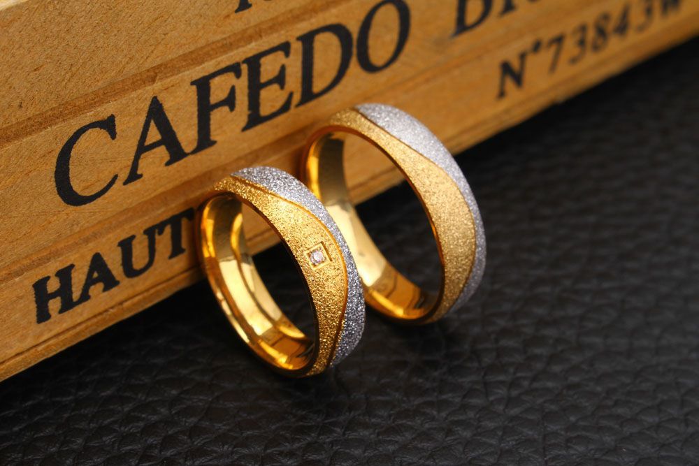 Hot wholesale fashion creative ring hand jewelry stainless steel between gold couple ring | EaseWholesale 1