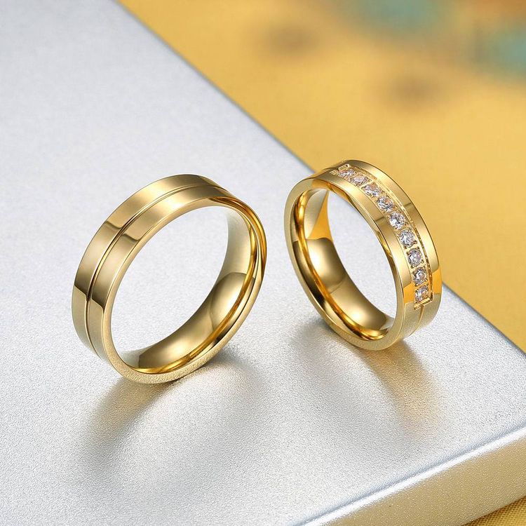 Hot new stainless steel fashion 18K men's and women's rings Couple titanium steel ring | EaseWholesale 1 Hot new stainless steel fashion 18K men's and women's rings Couple titanium steel ring | EaseWholesale 1
