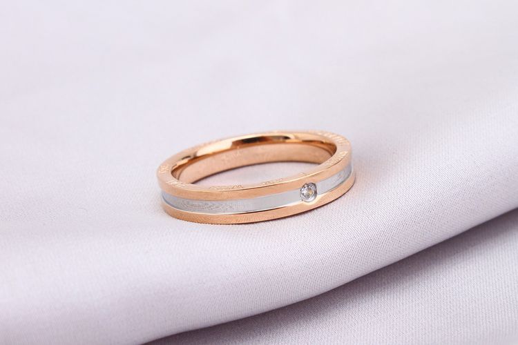 Hundred fashion diamonds black gold titanium steel men's and women's rings | EaseWholesale 3 Hundred fashion diamonds black gold titanium steel men's and women's rings | EaseWholesale 3