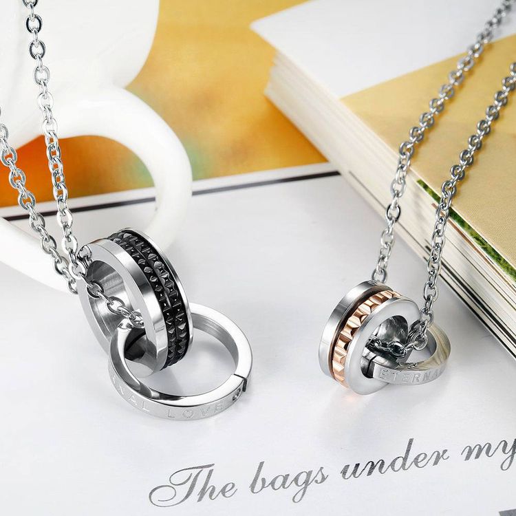 Fashion Celebrity Sawtooth Titanium Stainless Steel Couple necklace | EaseWholesale 1