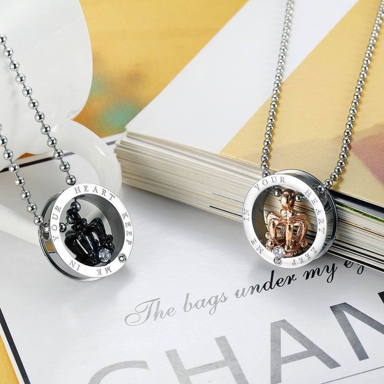 Black Gold Crown Circle Pendant Rhinestone Stainless Steel Couple Necklace | EaseWholesale 1 Black Gold Crown Circle Pendant Rhinestone Stainless Steel Couple Necklace | EaseWholesale 1