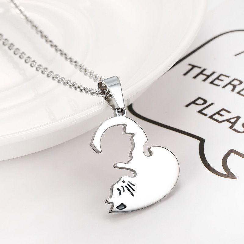 Titanium Steel Creative Black and White Cat Embrace Couple's Necklace | EaseWholesale 1 Titanium Steel Creative Black and White Cat Embrace Couple's Necklace | EaseWholesale 1