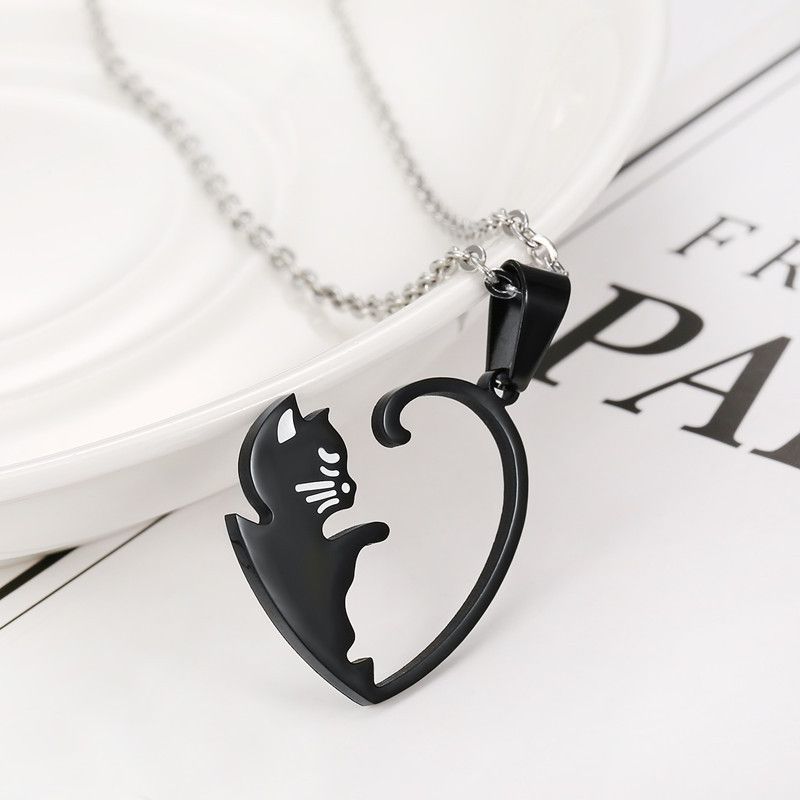 Titanium Steel Creative Black and White Cat Embrace Couple's Necklace | EaseWholesale 2 Titanium Steel Creative Black and White Cat Embrace Couple's Necklace | EaseWholesale 2