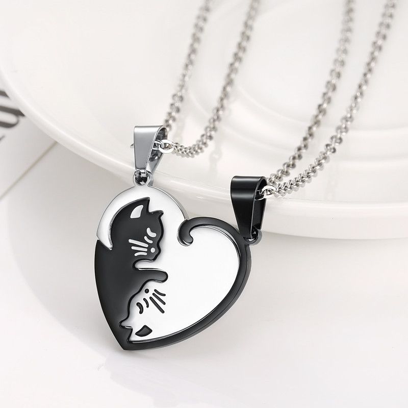 Titanium Steel Creative Black and White Cat Embrace Couple's Necklace | EaseWholesale 3 Titanium Steel Creative Black and White Cat Embrace Couple's Necklace | EaseWholesale 3
