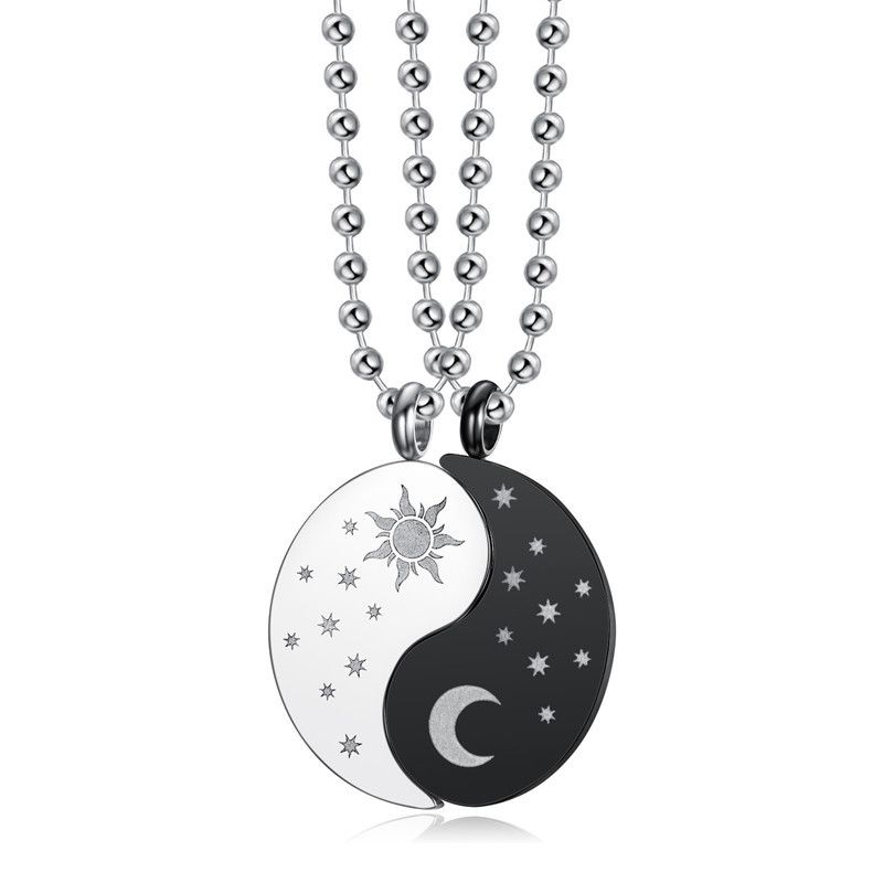New hip-hop sun and moon gossip titanium stainless steel couple pendant necklace | EaseWholesale 0 New hip-hop sun and moon gossip titanium stainless steel couple pendant necklace | EaseWholesale 0