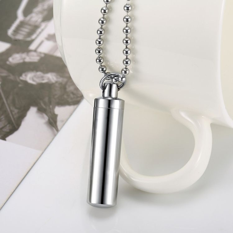 Wholesale Creative Perfume Bottle Openable Pendant Couple Necklace | EaseWholesale 5 Wholesale Creative Perfume Bottle Openable Pendant Couple Necklace | EaseWholesale 5