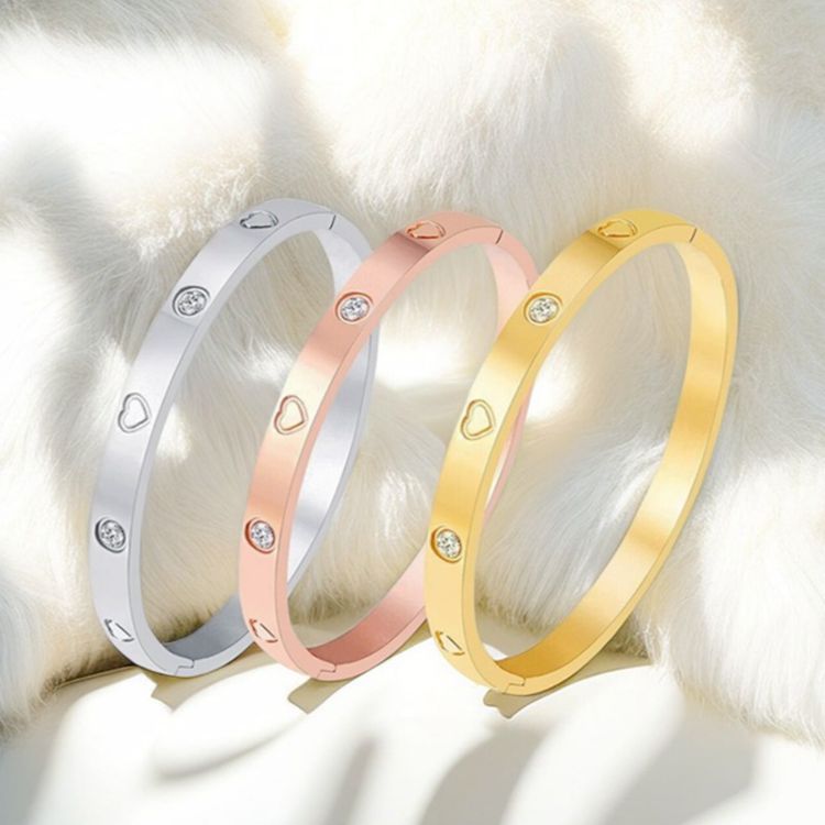 Love-shaped Titanium Steel Zircon Bracelet For Ladies | EaseWholesale