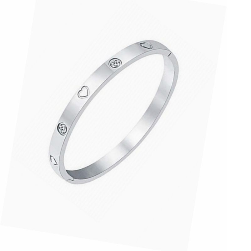 Love-shaped Titanium Steel Zircon Bracelet For Ladies | EaseWholesale 3 Love-shaped Titanium Steel Zircon Bracelet For Ladies | EaseWholesale 3