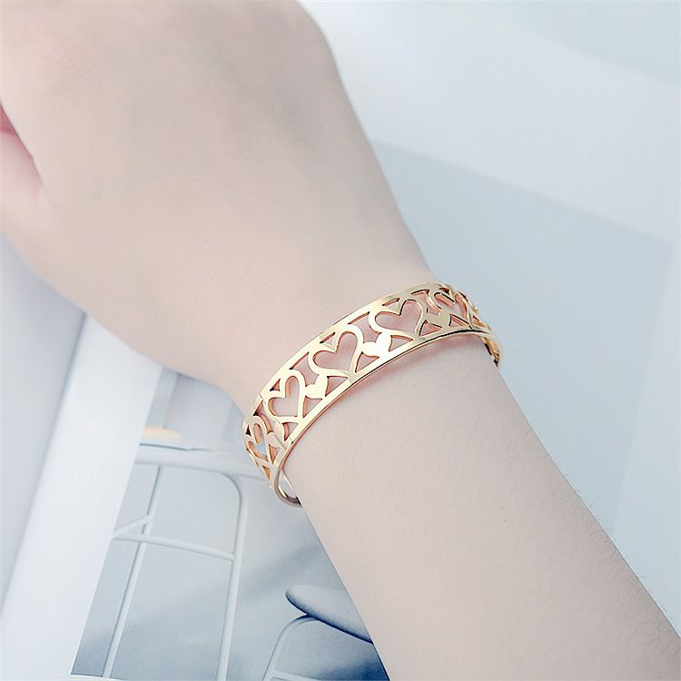 Heart Skeleton Adjustable Stainless Steel Bracelet Wholesale | EaseWholesale 6 Heart Skeleton Adjustable Stainless Steel Bracelet Wholesale | EaseWholesale 6